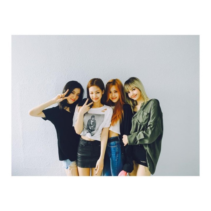 크롭탑이 잘 어울리는 블랙핑크.jpgif | 인스티즈