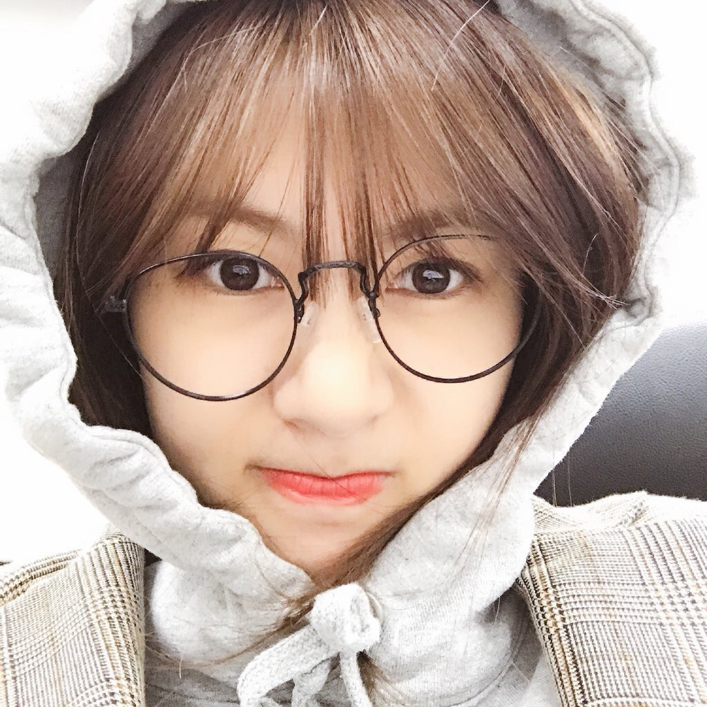 [에이핑크] 피곤한 하루의 시작이라서 하영이 | 인스티즈