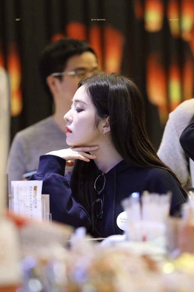 짤로 보는 아이린의 옆태.jpgif | 인스티즈
