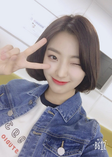 약속회 갈준비를 하는도중에 프로미스 나인 이새롬 | 인스티즈