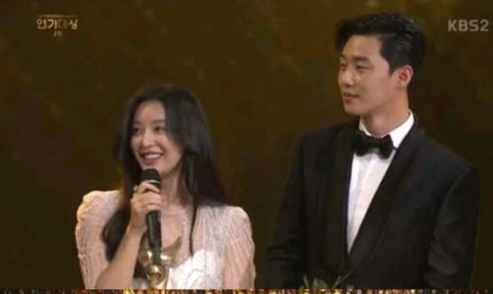 3사 통틀어 제일 상 잘줬다는 KBS 연기대상 | 인스티즈