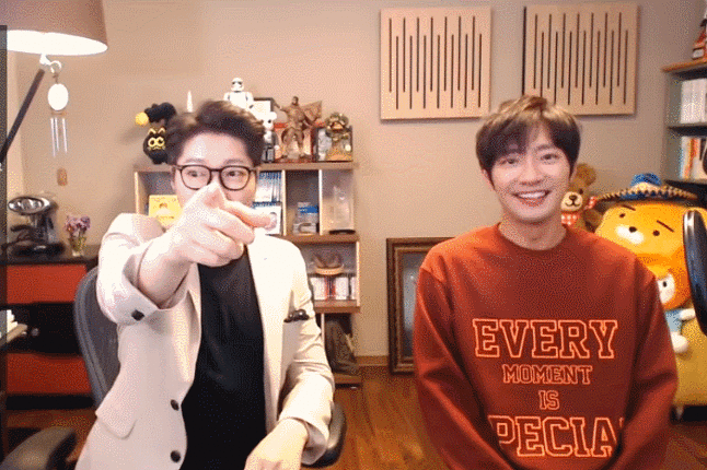 대도서관 방송에 나온 이상엽.gif | 인스티즈