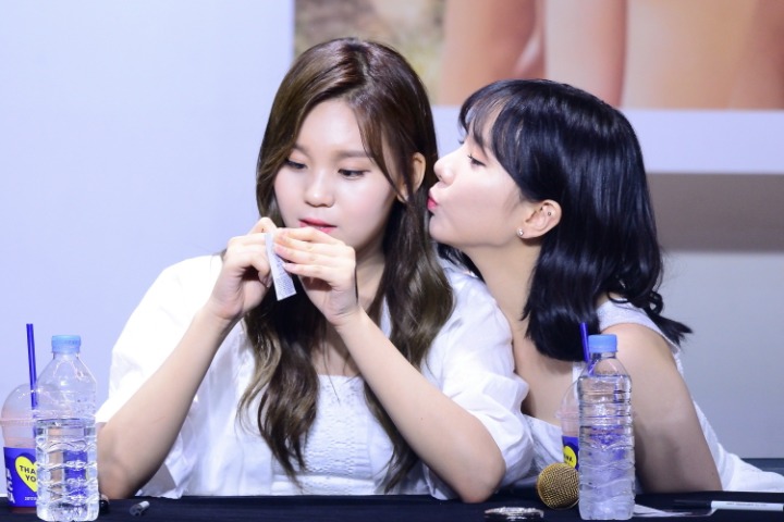 여자친구 은하와 엄지의 카톡 대화 | 인스티즈