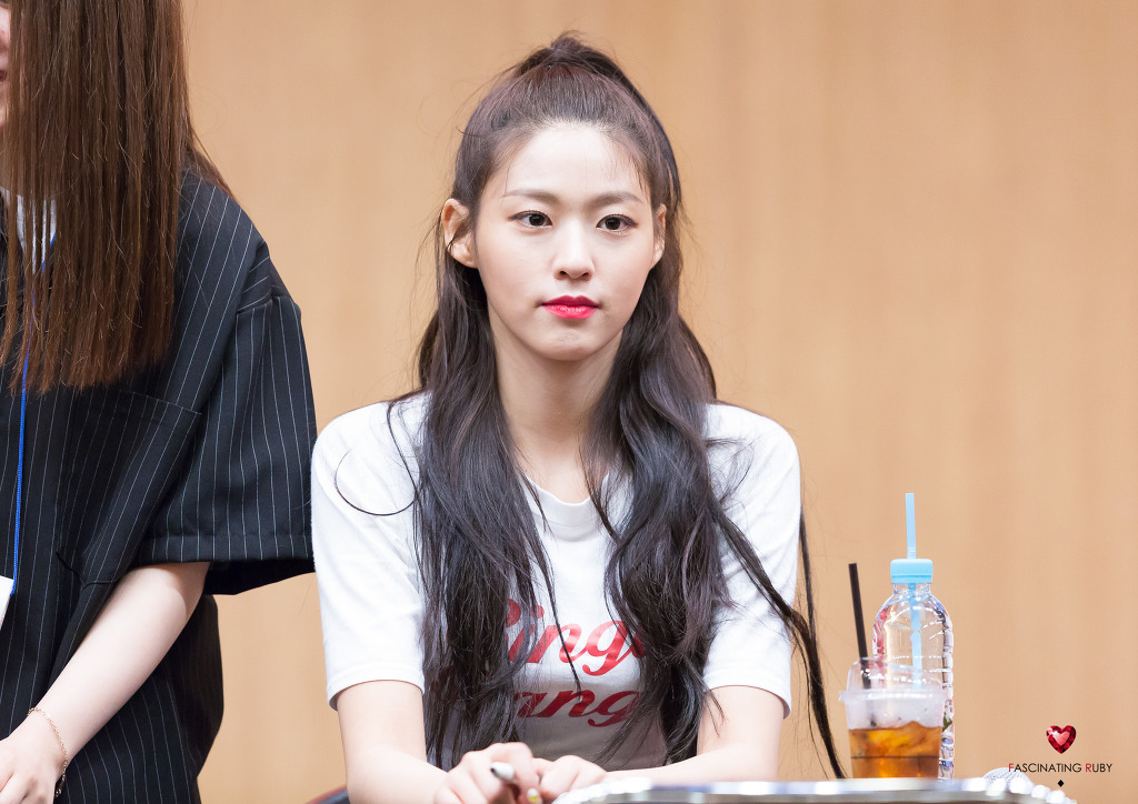 오늘 생일을 맞은 설현이.jpgif | 인스티즈
